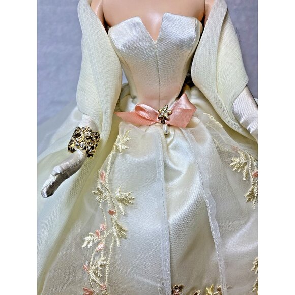 2006 Mattel Lady of the Manor Silkstone Barbie Fashion Model COA & Box - Picture 14 of 16